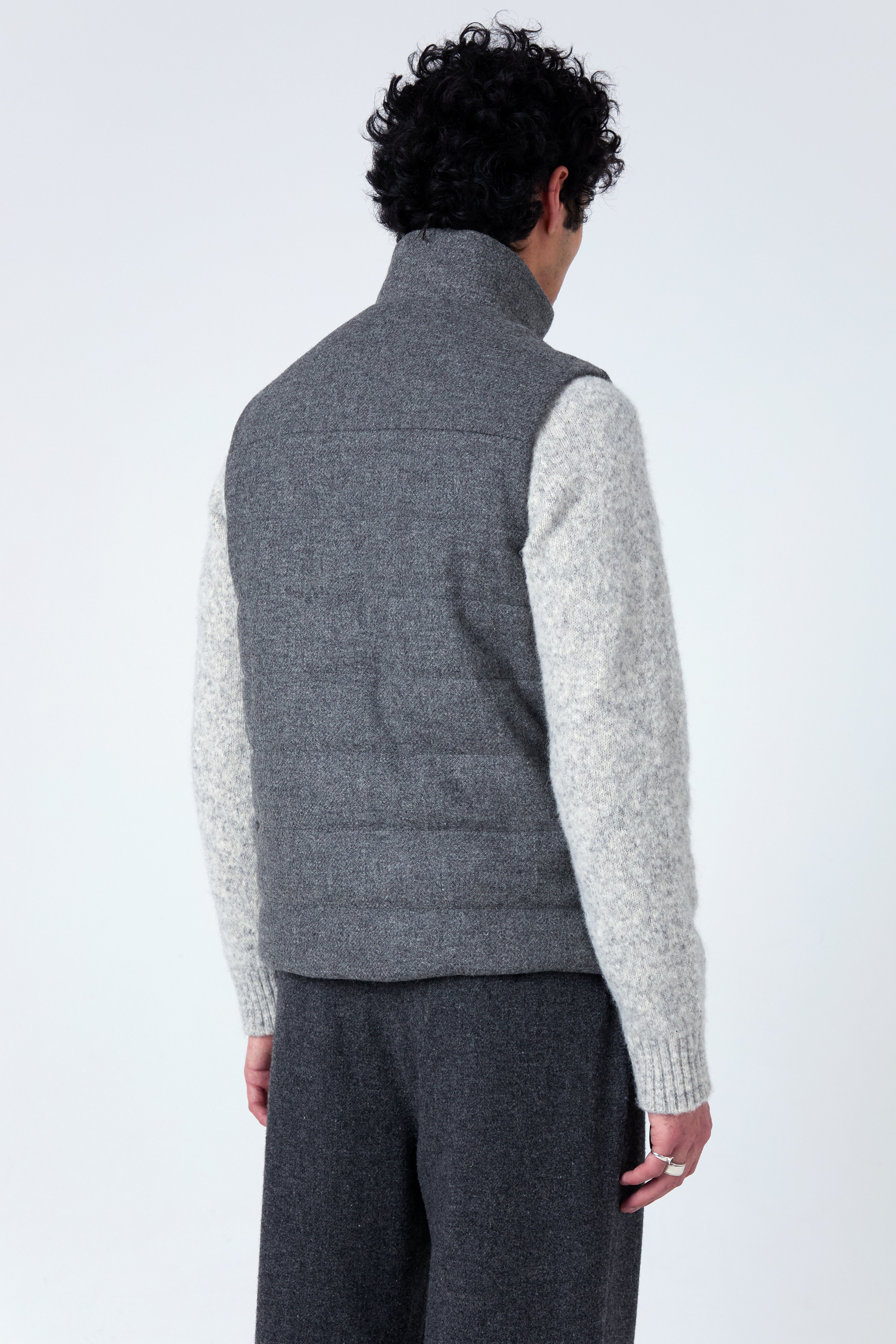 Kielce vest in grey