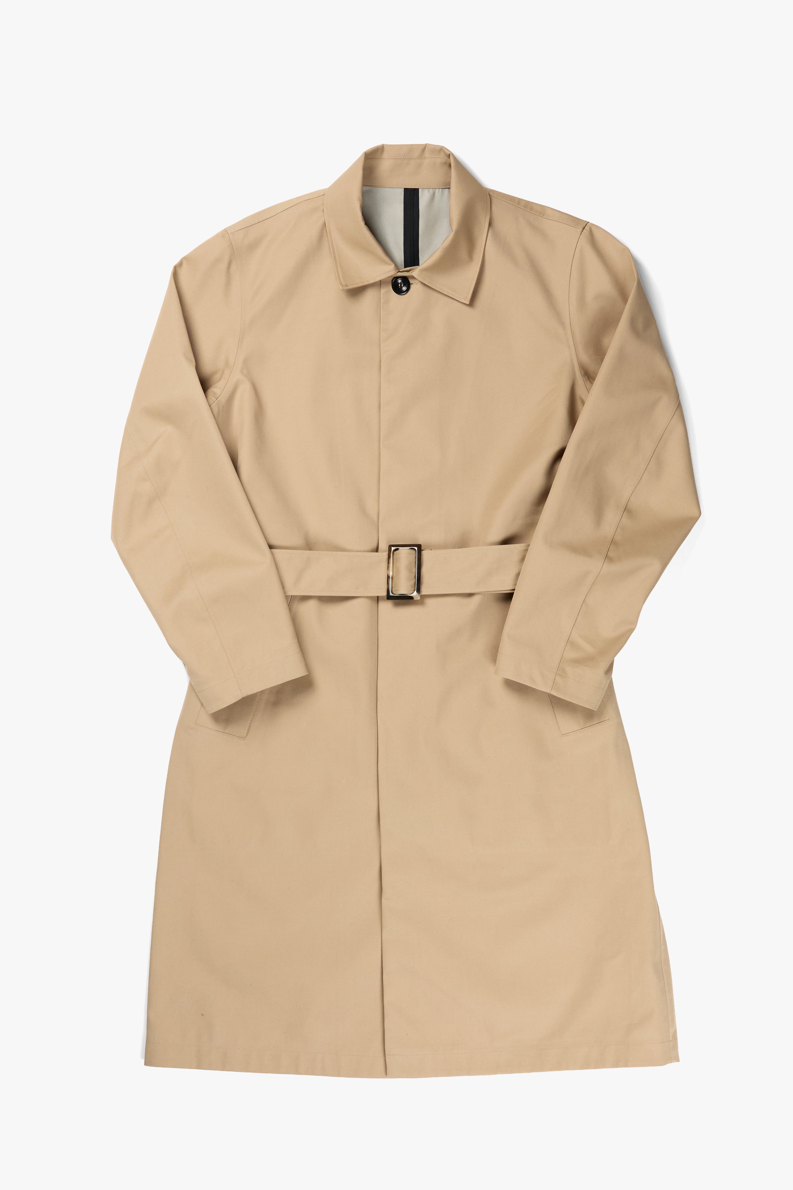 Beaubourg mac coat in beige